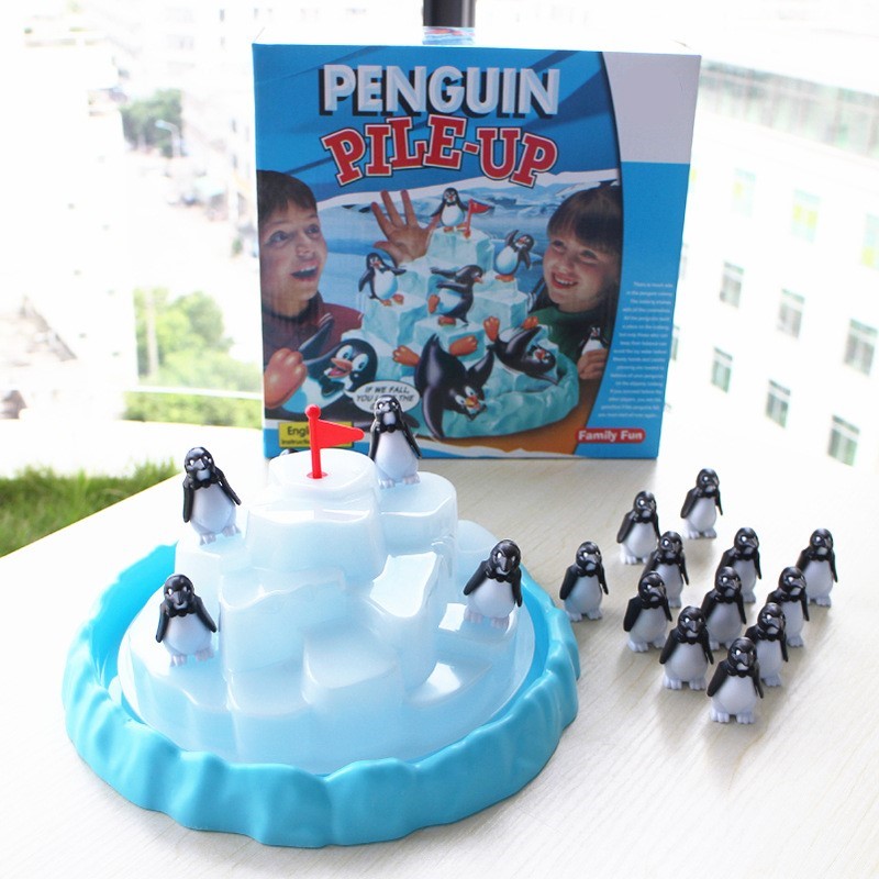 Iceberg Stacked Penguin Balanc - огляд і ціна Board Game Pirates