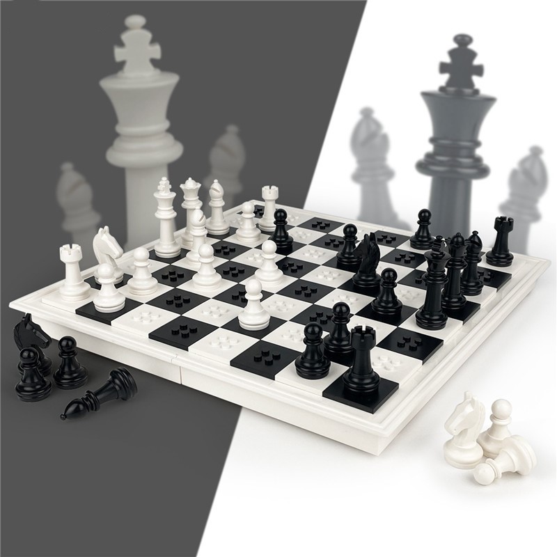 White Chess Set, Premium Foldi - огляд і ціна Board Game Jumanji